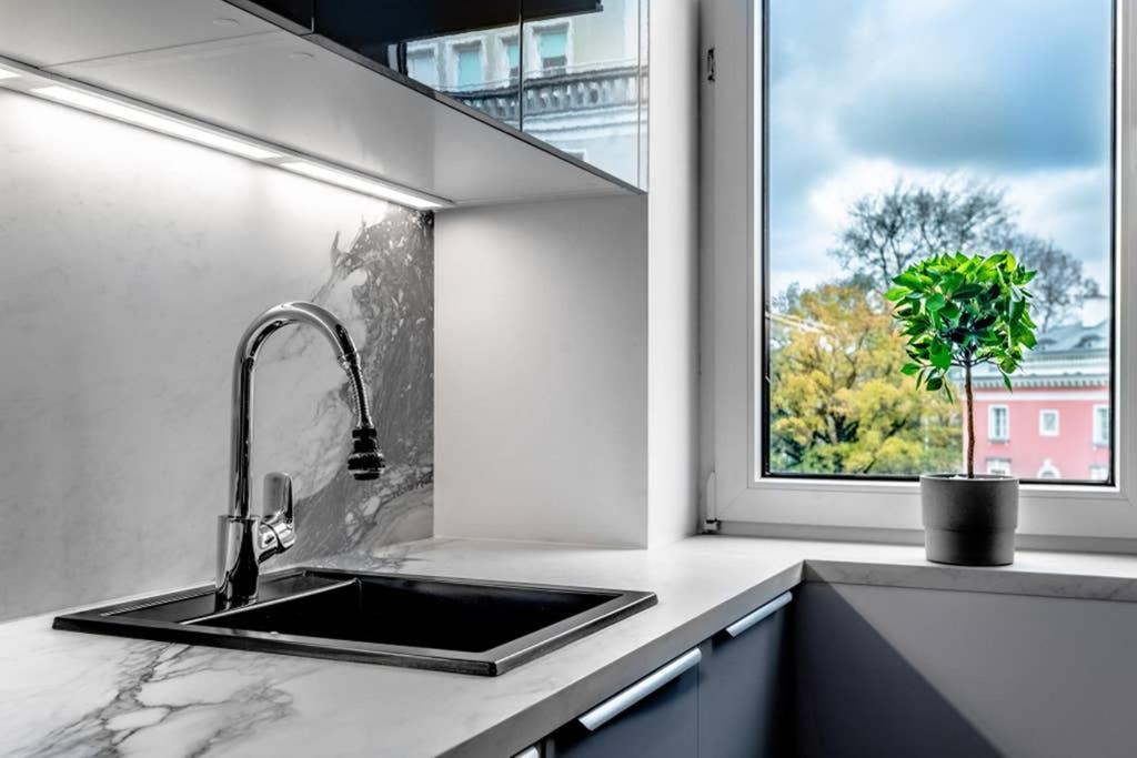 Koszykowa Suite - Apartament W Centrum Warszawy! Warszawa Eksteriør billede
